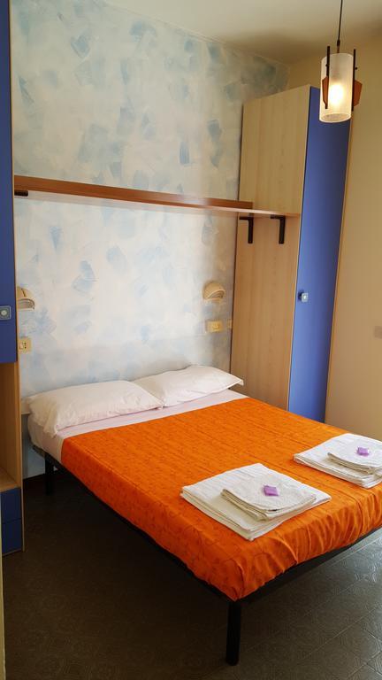 Hotel Majestic Cesenatico Camera foto